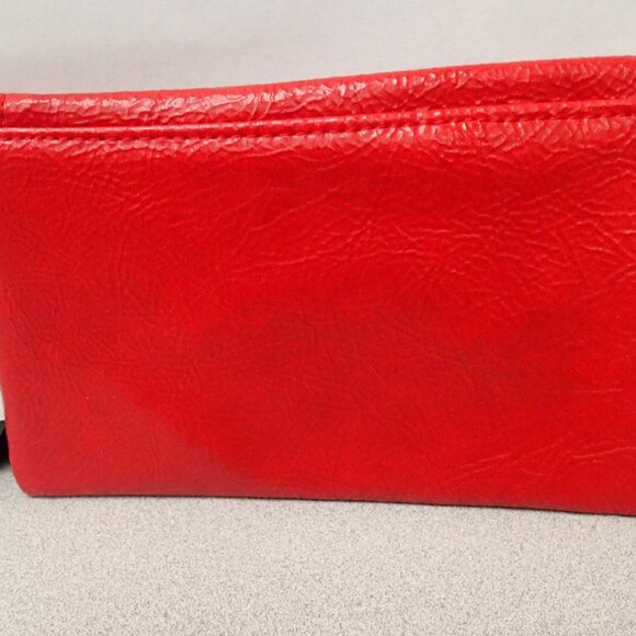 Mary Kay Red Metro Chic Red Bag - Picture 5 of 5